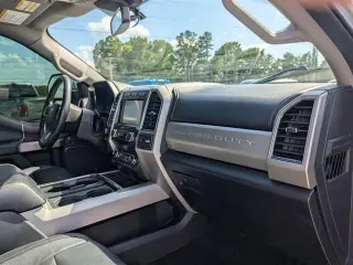 Ford F-350 Super Duty 2020 4x4 Lariat 4 puertas Cabina Crew 6.8 pies. SRW Pickup