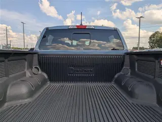 Ford Ranger 2023 4x4 XLT 4 puertas SuperCrew con caja de 5.1 pies