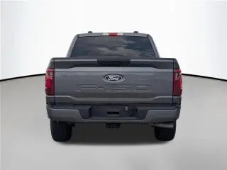 Ford F-150 2024 4x2 STX 4 puertas SuperCrew con caja de 5.5 pies