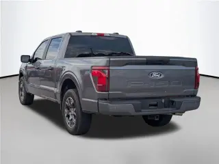 Ford F-150 2024 4x2 STX 4 puertas SuperCrew con caja de 5.5 pies