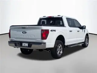 Ford F-150 2024 4x4 XLT 4 puertas SuperCrew 5.5 pies. Caja corta