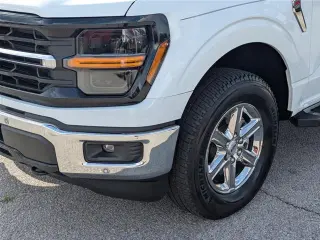 Ford F-150 2024 4x4 XLT 4 puertas SuperCrew 5.5 pies. Caja corta