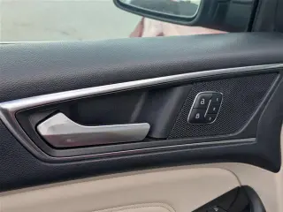 Ford Edge 2016 AWD Titanium 4p Crossover