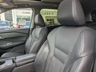 Nissan Rogue 2024 Platino 4 puertas Crossover