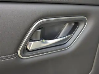 Nissan Rogue 2024 Platino 4 puertas Crossover