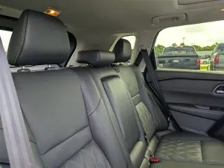 Nissan Rogue 2024 Platino 4 puertas Crossover