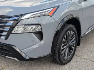 Nissan Rogue 2024 Platino 4 puertas Crossover