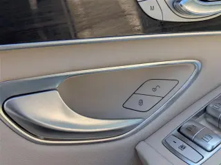 Mercedes-Benz GLC 2016 GLC 300 SUV de 4 puertas