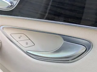 Mercedes-Benz GLC 2016 GLC 300 SUV de 4 puertas