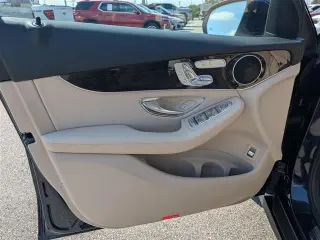 Mercedes-Benz GLC 2016 GLC 300 SUV de 4 puertas