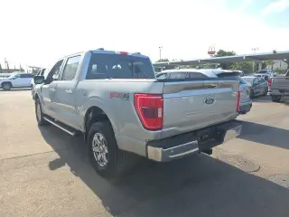 Ford F-150 2022 4x4 XLT 4 puertas SuperCrew 5.5 pies. SB