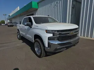 Chevrolet Silverado 1500 2020 4x2 LT 4 puertas Cabina Crew 5.8 ft. SB