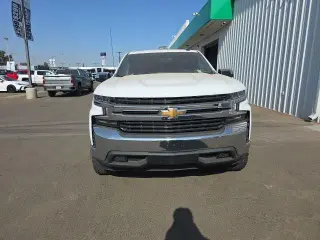 Chevrolet Silverado 1500 2020 4x2 LT 4 puertas Cabina Crew 5.8 ft. SB
