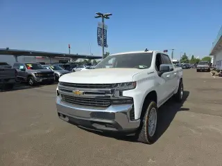 Chevrolet Silverado 1500 2020 4x2 LT 4 puertas Cabina Crew 5.8 ft. SB