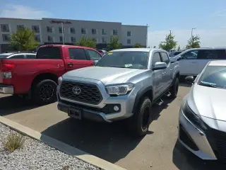 Toyota Tacoma 2022 4x4 TRD Pro 4dr Cabina Doble 5.0 ft SB 6M