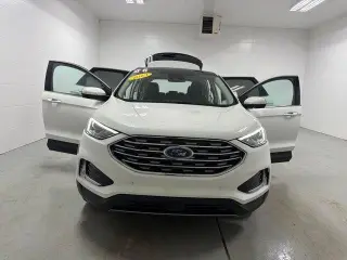 Ford Edge 2023 AWD Titanium 4 puertas Crossover