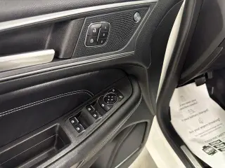 Ford Edge 2023 AWD Titanium 4 puertas Crossover