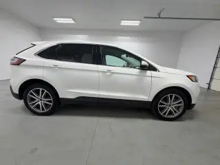 Ford Edge 2023 AWD Titanium 4 puertas Crossover