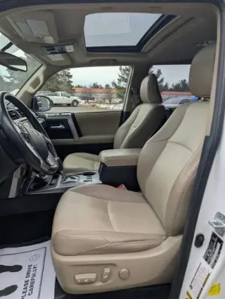 Toyota 4Runner 2016 4x4 SR5 SUV de 4 puertas