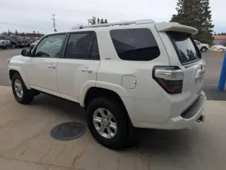 Toyota 4Runner 2016 4x4 SR5 SUV de 4 puertas