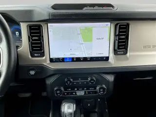 Ford Bronco 2025 4x4 Outer Banks 4 puertas SUV