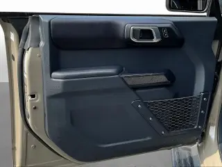 Ford Bronco 2025 4x4 Outer Banks 4 puertas SUV