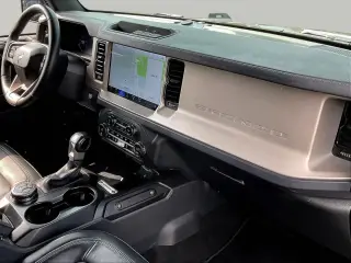 Ford Bronco 2025 4x4 Outer Banks 4 puertas SUV