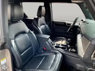 Ford Bronco 2025 4x4 Outer Banks 4 puertas SUV