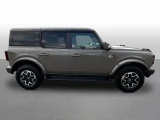 Ford Bronco 2025 4x4 Outer Banks 4 puertas SUV