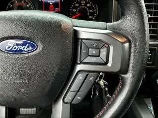 Ford F-150 2017 4x4 XLT 4p SuperCrew 5.5 ft. CB