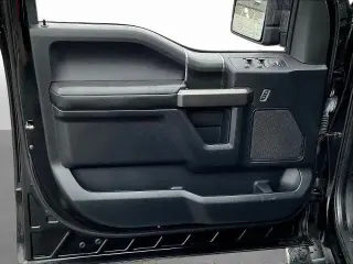 Ford F-150 2017 4x4 XLT 4p SuperCrew 5.5 ft. CB