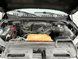 Ford F-150 2017 4x4 XLT 4p SuperCrew 5.5 ft. CB