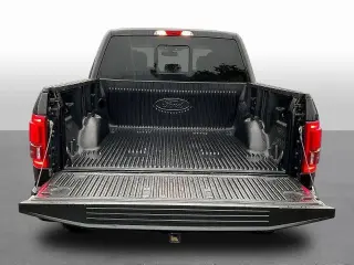 Ford F-150 2017 4x4 XLT 4p SuperCrew 5.5 ft. CB
