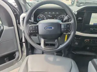 Ford F-150 2023 4x2 XL Cabina Regular 2 puertas 6.5 pies SB