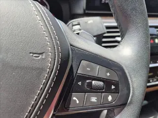 BMW Serie 5 2023 Sedán 530i 4 puertas