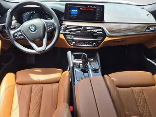 BMW Serie 5 2023 Sedán 530i 4 puertas