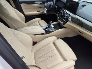 BMW Serie 5 2023 Sedán 530i de 4 puertas