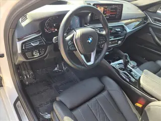 BMW Serie 5 2023 540i Sedán 4p.