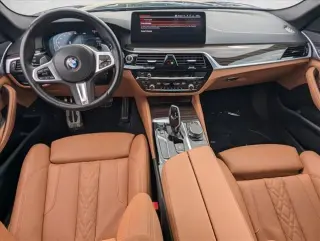 BMW Serie 5 2023 540i 4p Sedan