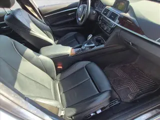 BMW Serie 3 2017 330i Sedán de 4 puertas