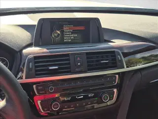 BMW Serie 3 2017 330i Sedán de 4 puertas