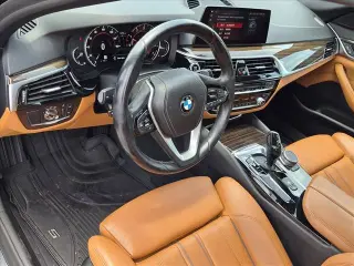 BMW Serie 5 2019 Sedán 530i de 4 puertas