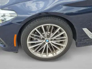 BMW Serie 5 2019 Sedán 530i de 4 puertas