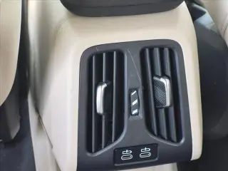 Vehículo de Actividad Deportiva BMW X1 2023 AWD xDrive28i de 4 puertas
