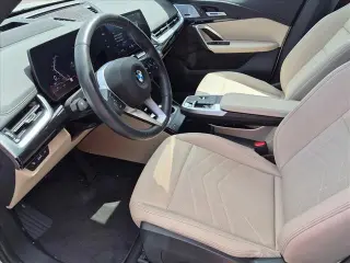 BMW X1 2024 AWD xDrive28i 4 puertas Sports Activity Vehicle