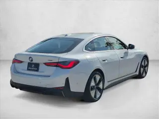 BMW i4 2023 eDrive40 Gran Coupé sedán de 4 puertas