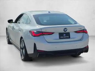 BMW i4 2023 eDrive40 Gran Coupé sedán de 4 puertas