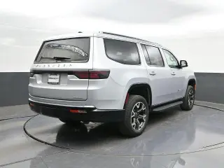 Jeep Wagoneer 2024 4x4 Serie III 4 puertas SUV