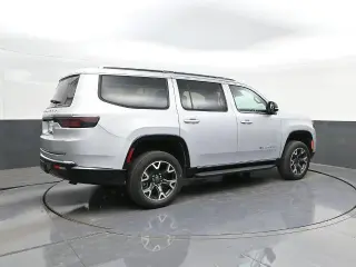 Jeep Wagoneer 2024 4x4 Serie III 4 puertas SUV