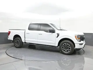 Ford F-150 2023 4x4 XLT 4 puertas SuperCrew 6.5 pies. SB